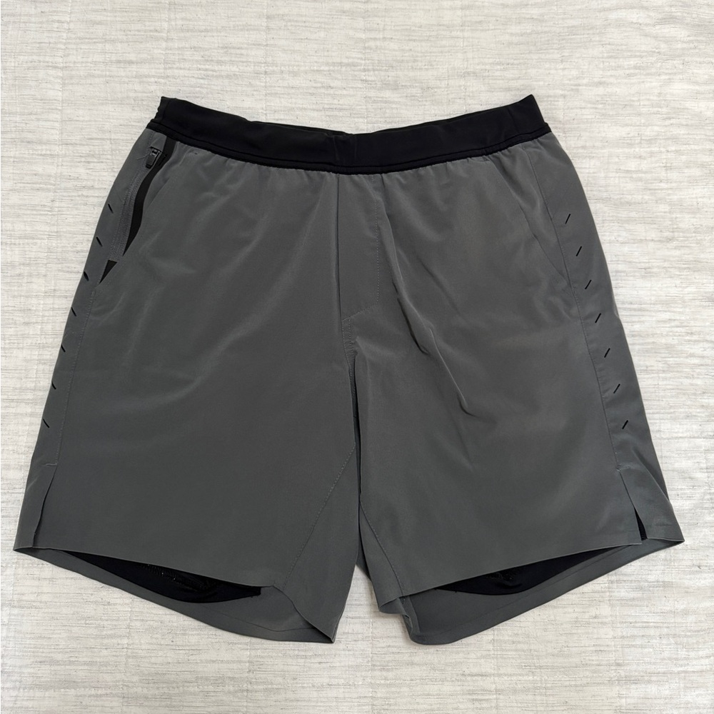 Ten Thousand Interval shorts